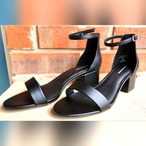 Amazon Essentials womens Nola Heeled Sandal